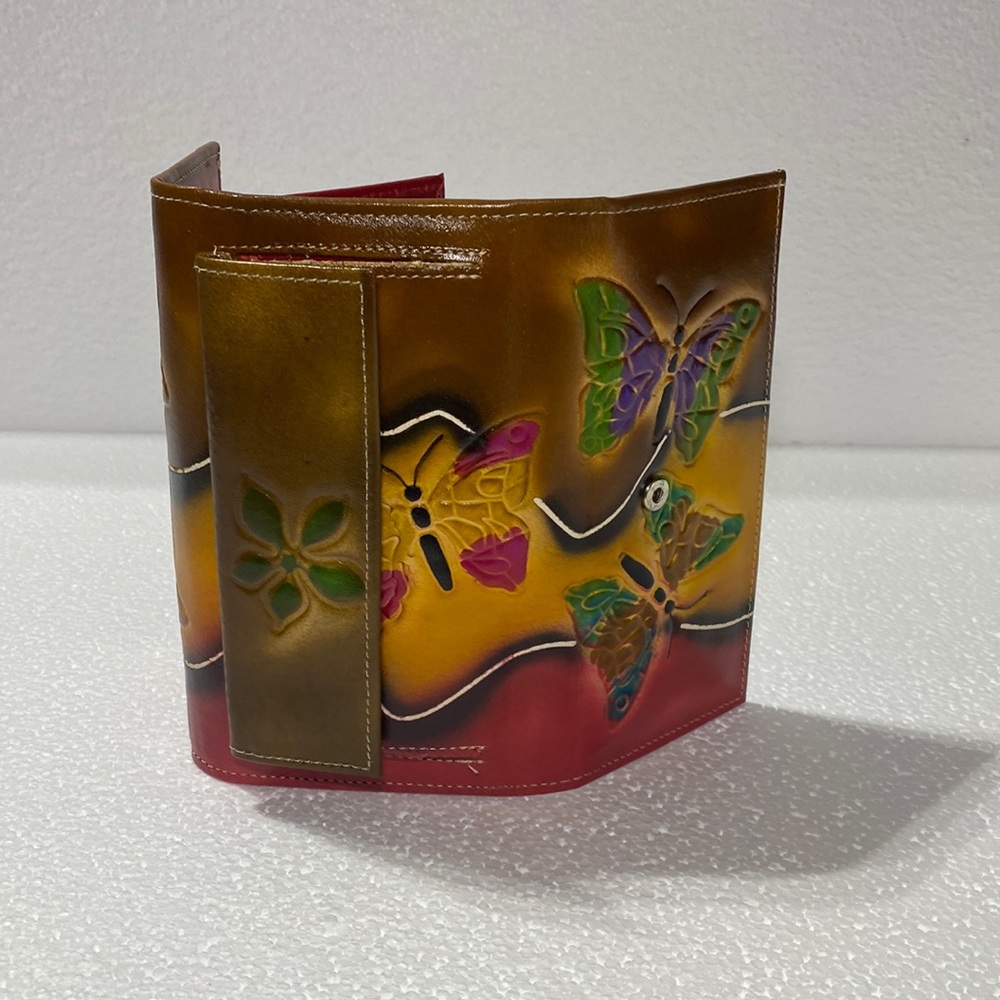 Colombian Woman’s wallet